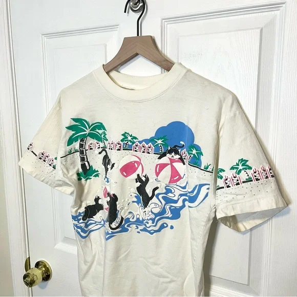✧･ﾟvtn kitten beach tee - Picture 2 of 12